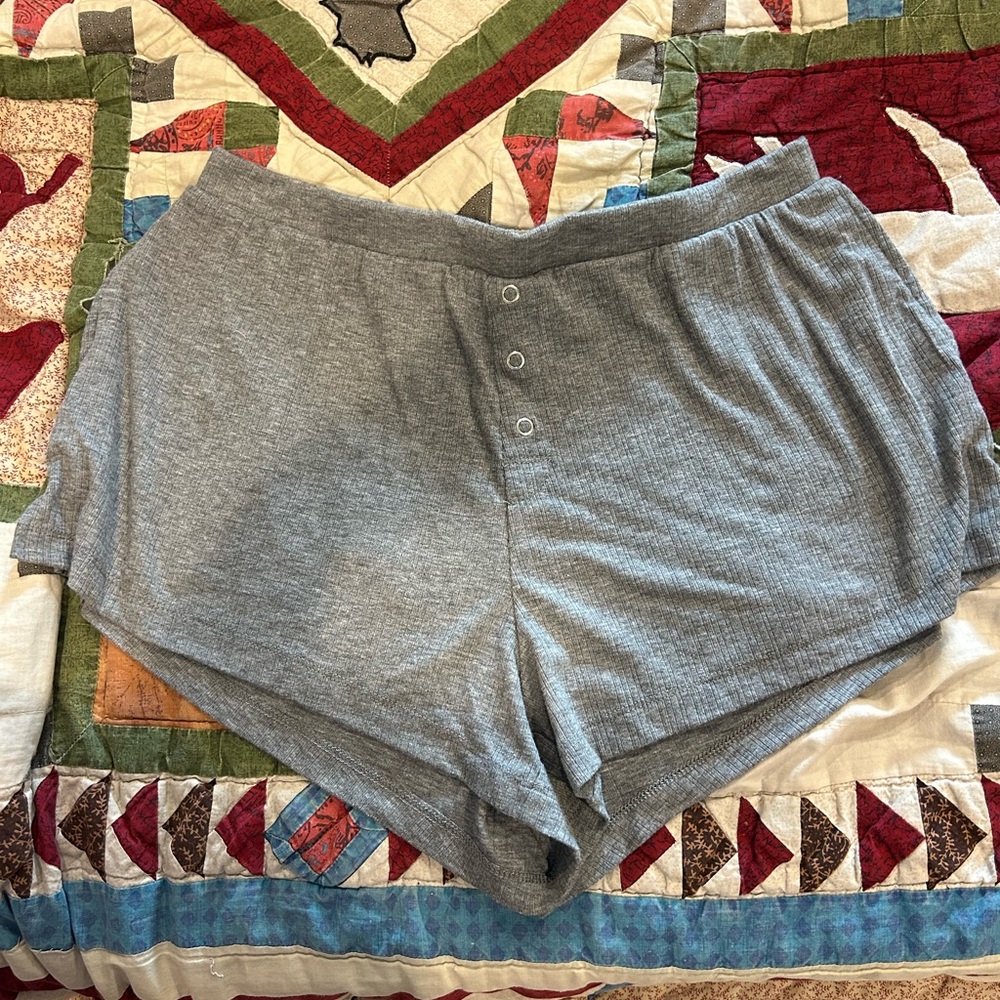 Auden Women's Gray Sleep Shorts